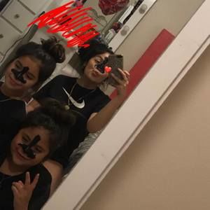 Meet your Posher, Melanie